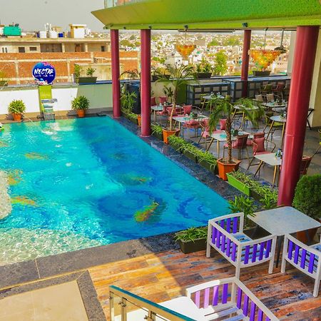 Hk Clarks Inn, Amritsar Zewnętrze zdjęcie