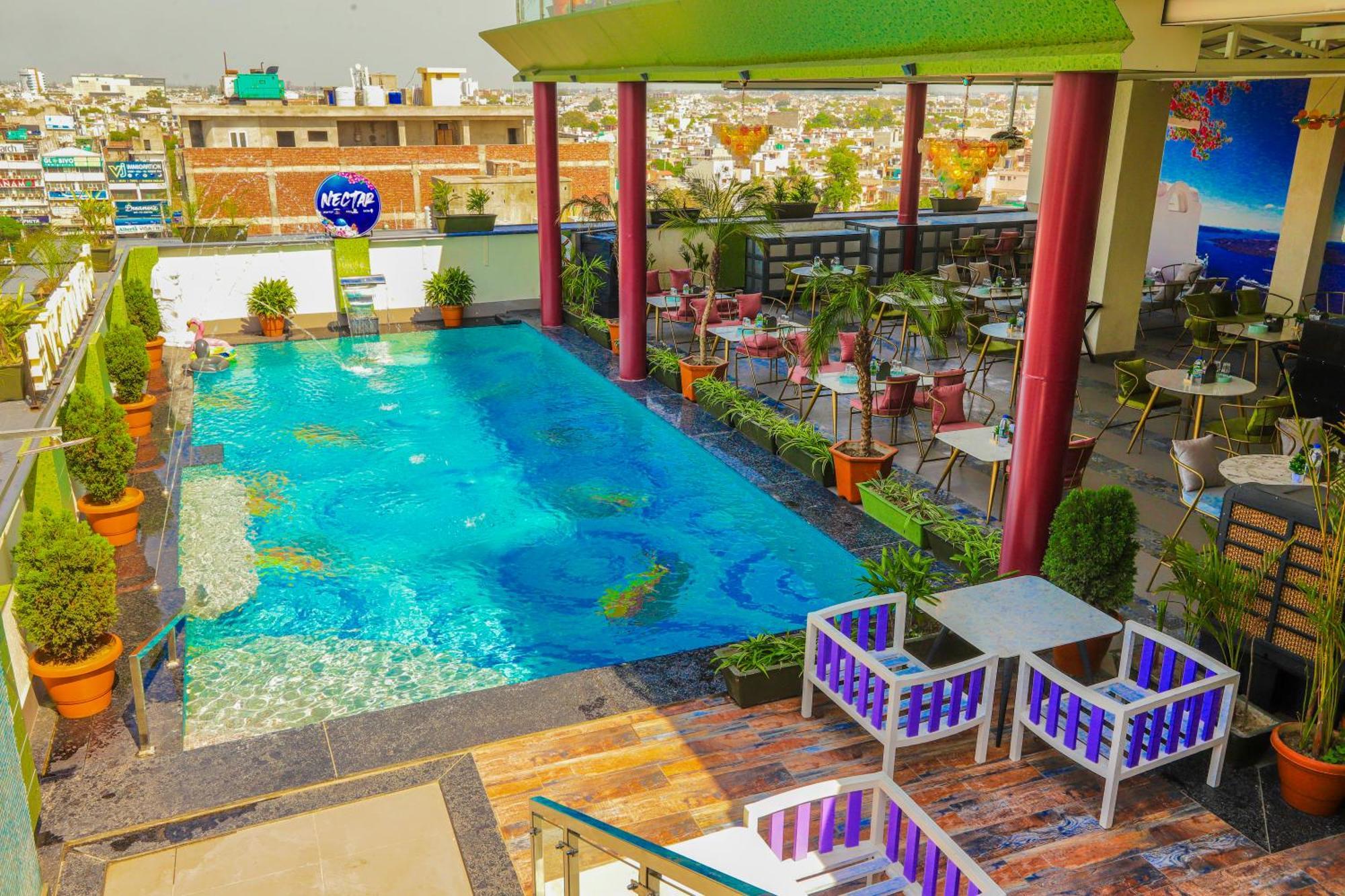 Hk Clarks Inn, Amritsar Zewnętrze zdjęcie